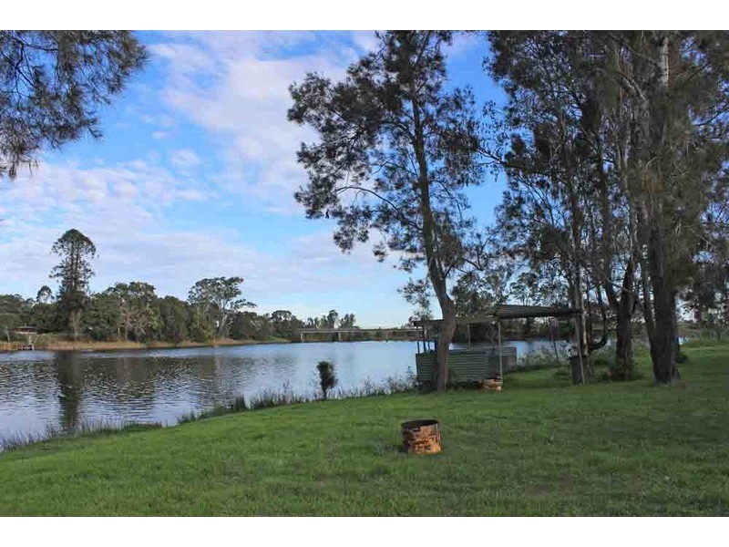 359 South Arm School Road, Brushgrove NSW 2460