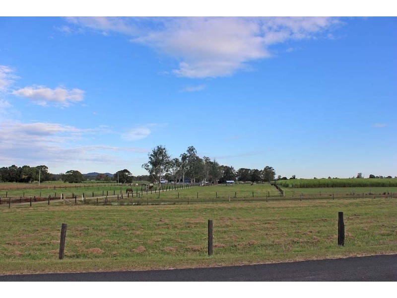 359 South Arm School Road, Brushgrove NSW 2460