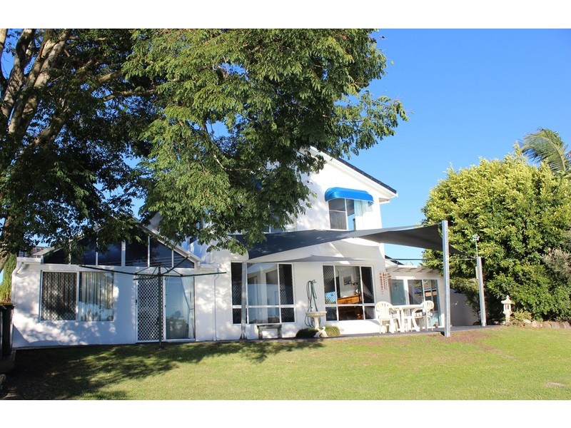 13 Osprey Drive, Yamba NSW 2464