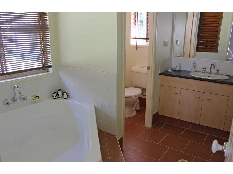 37 Clyde Essex Drive, Gulmarrad NSW 2463