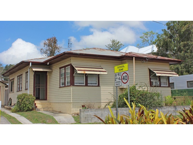 19 Woodford Street, Maclean NSW 2463