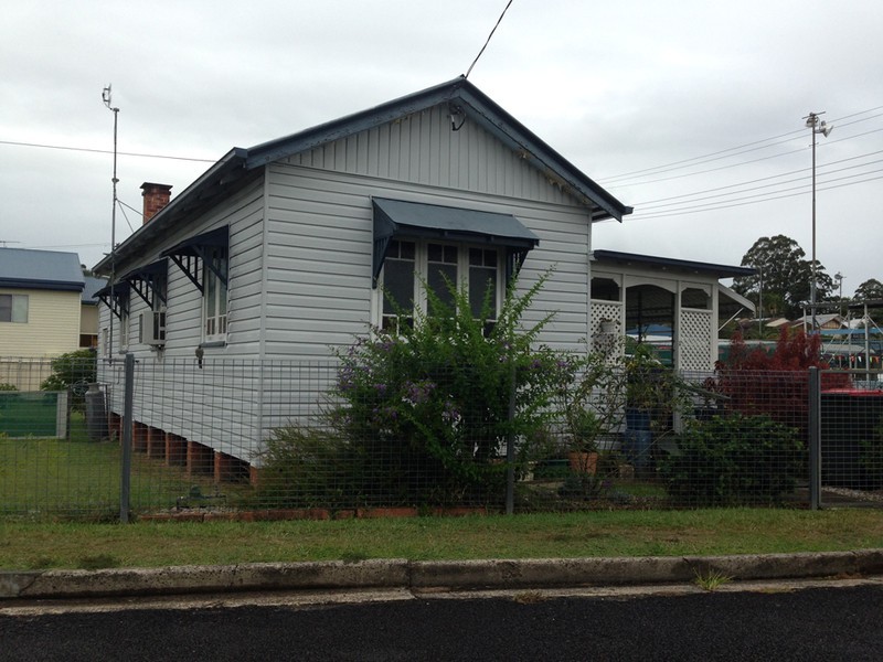 2 Morvan Street, Maclean NSW 2463