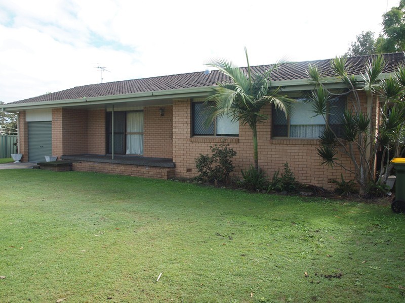 169 Yamba Road, Yamba NSW 2464