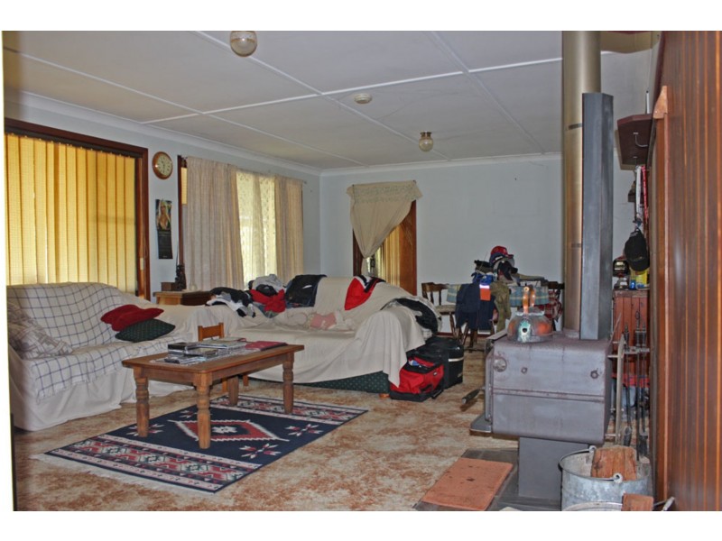1196 South Arm Road, Woodford Island NSW 2463