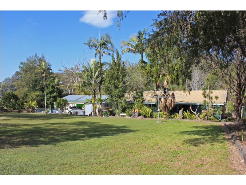 1196 South Arm Road, Woodford Island NSW 2463