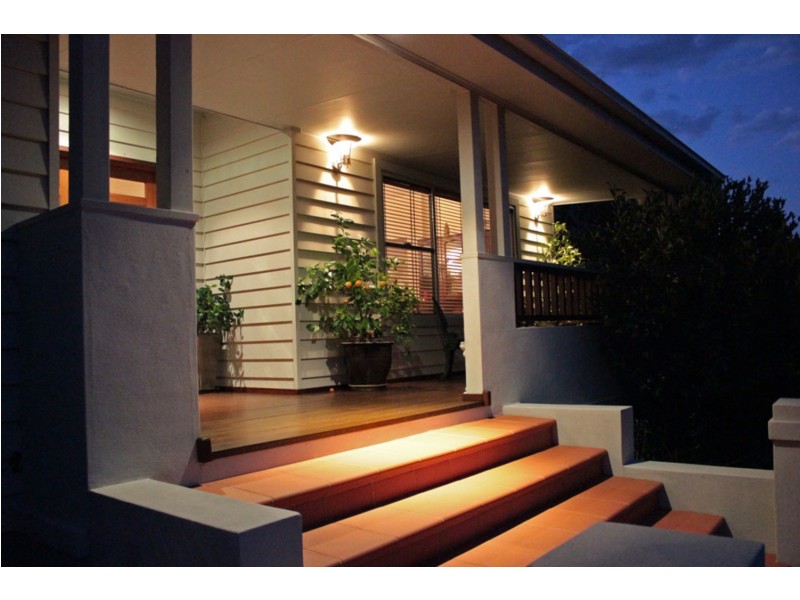 9 Whispering Pines Place, Gulmarrad NSW 2463