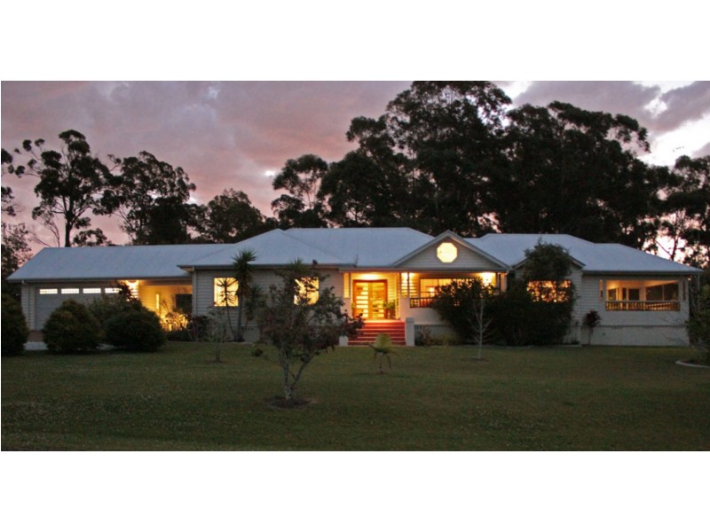 9 Whispering Pines Place, Gulmarrad NSW 2463