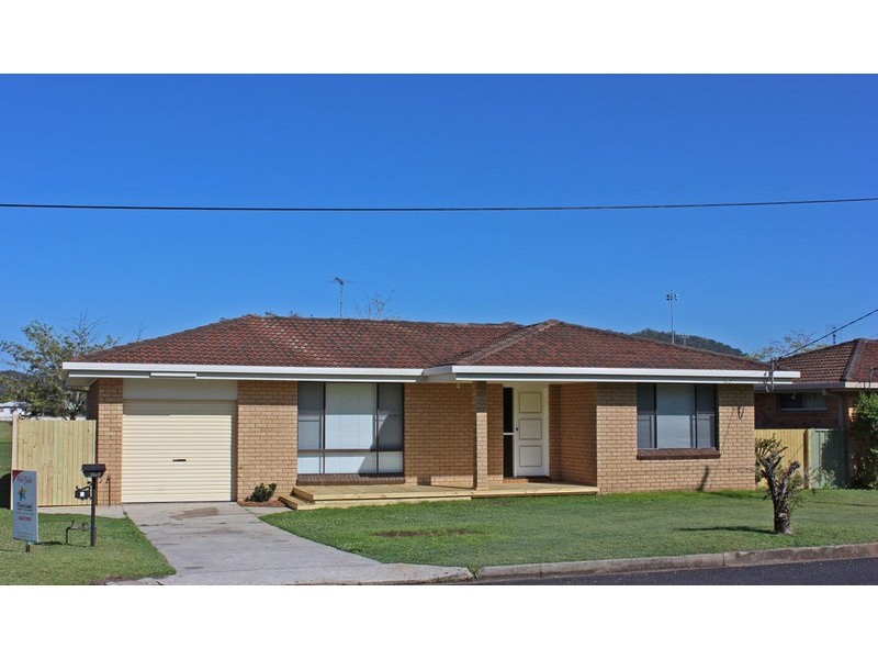 3 Iona Close, Maclean NSW 2463