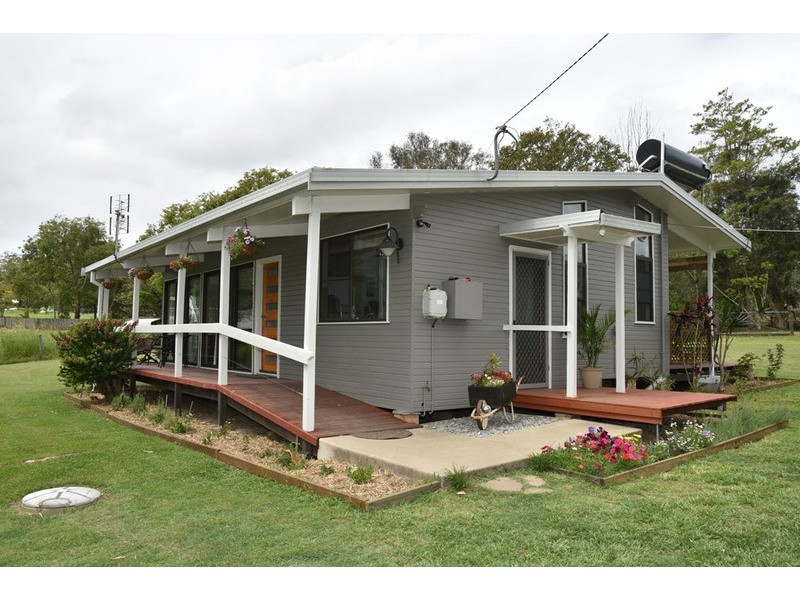 22 Neill Street, Lawrence NSW 2460