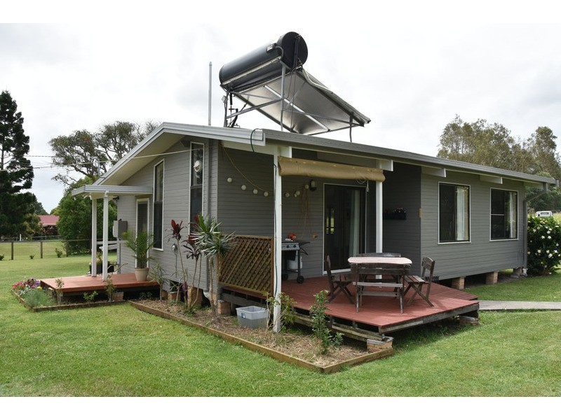 22 Neill Street, Lawrence NSW 2460