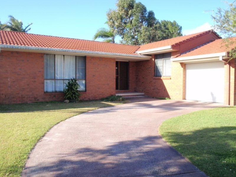 28 Binnacle Court, Yamba NSW 2464