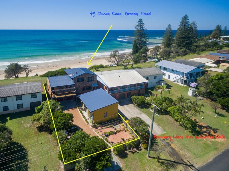 43 Ocean Road, Brooms Head NSW 2463
