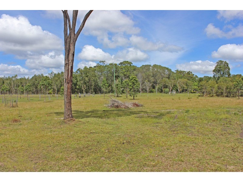 14 Parklands Drive, Gulmarrad NSW 2463