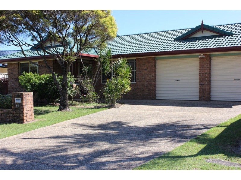 45 Osprey Drive, Yamba NSW 2464