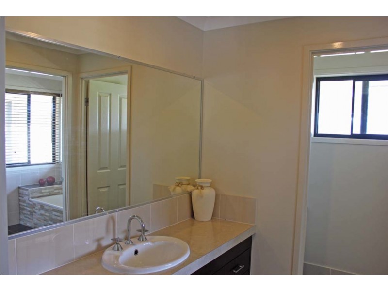 40 McKenzie Drive, Gulmarrad NSW 2463