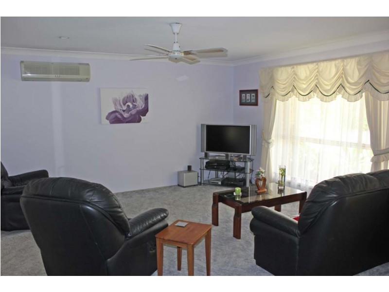 25 Parklands Drive, Gulmarrad NSW 2463