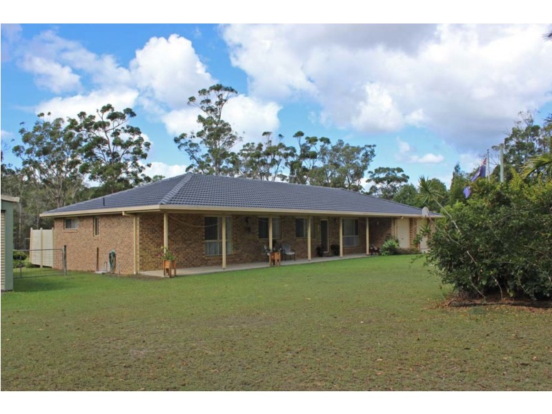 25 Parklands Drive, Gulmarrad NSW 2463