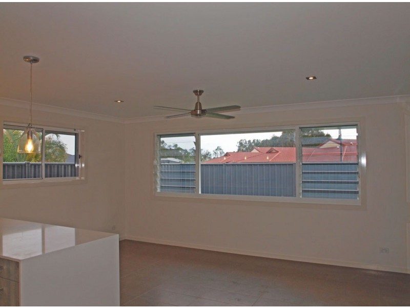 1/5 Bessy Close, Yamba NSW 2464