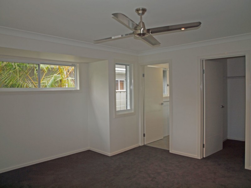 1/5 Bessy Close, Yamba NSW 2464