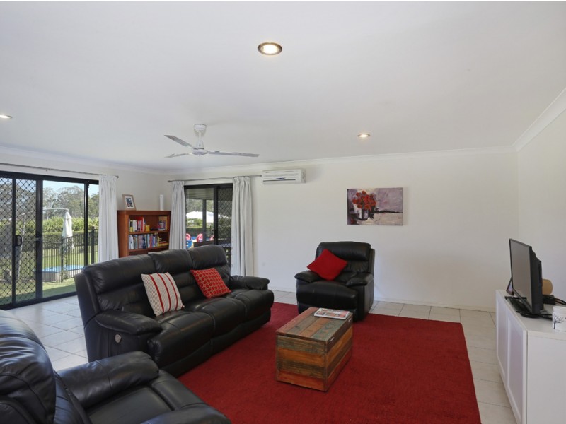 2 Hilltop Close, Lawrence NSW 2460