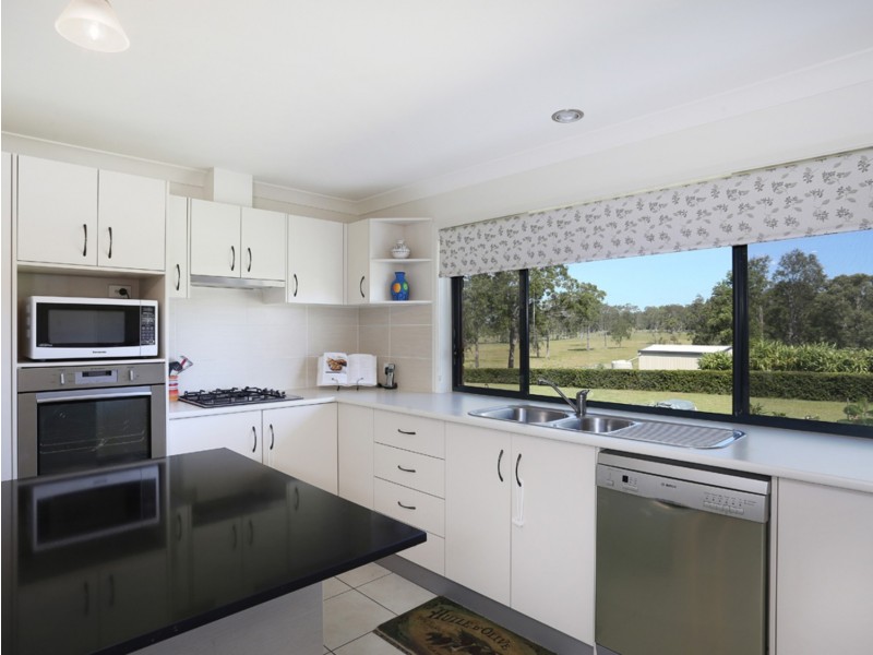 2 Hilltop Close, Lawrence NSW 2460