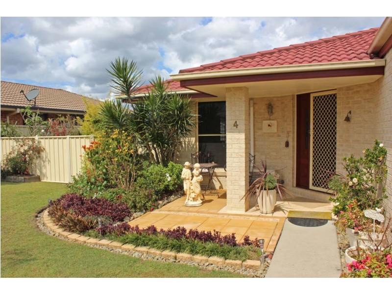 4 Kelly Crescent, Townsend NSW 2463