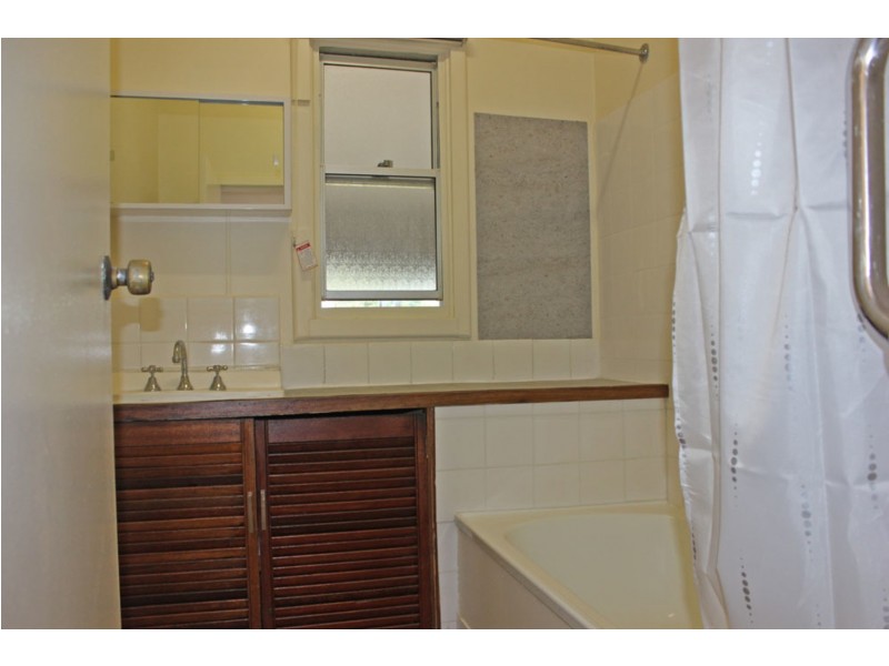 5 Central Avenue, Maclean NSW 2463