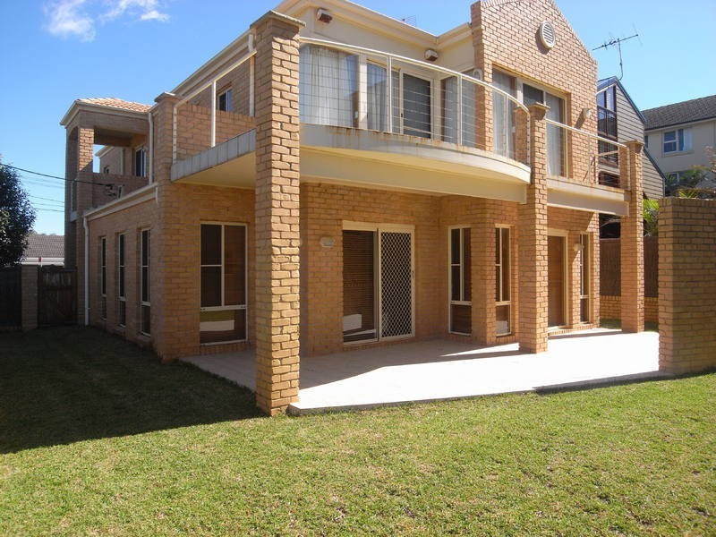 175 Ocean Street, Narrabeen NSW 2101