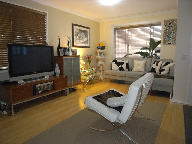 32A Playfair Road, North Curl Curl NSW 2099