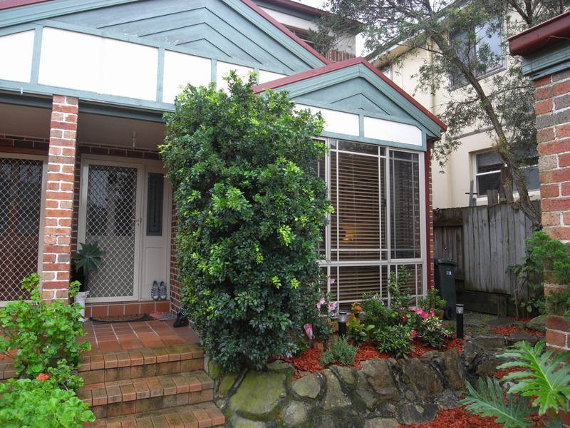 32A Playfair Road, North Curl Curl NSW 2099