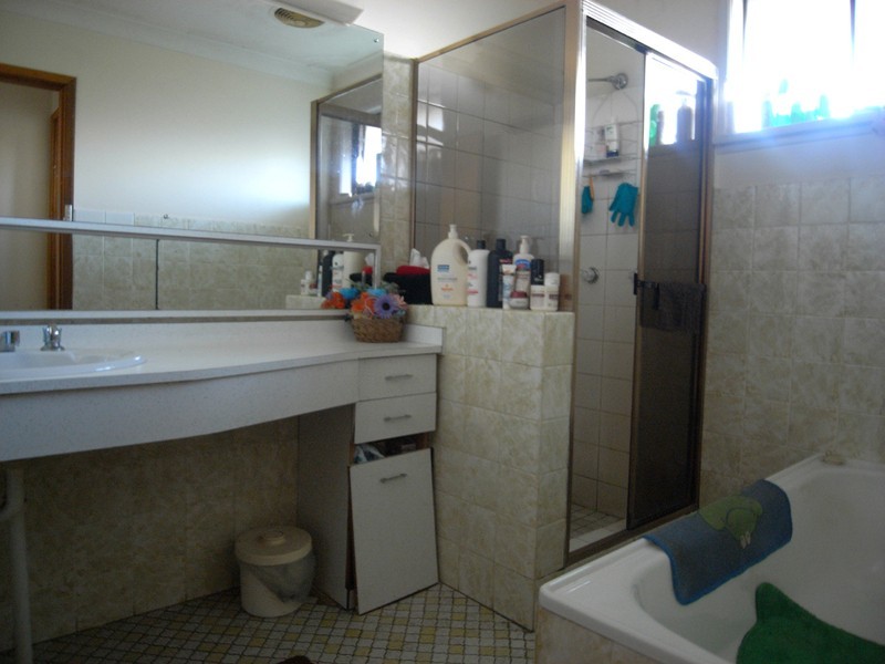 11 Kandra Road, Beacon Hill NSW 2100