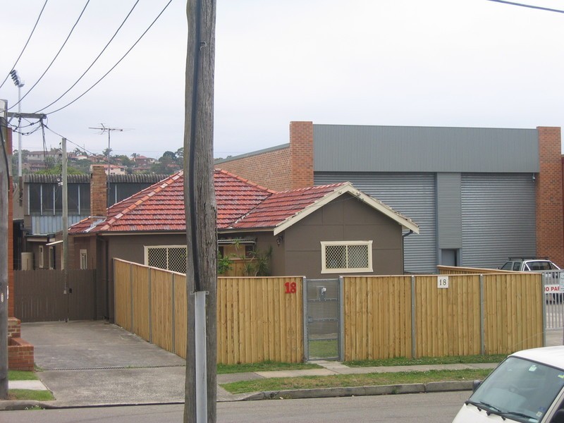 18 Chard Road, Brookvale NSW 2100