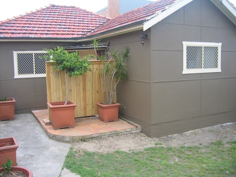 18 Chard Road, Brookvale NSW 2100