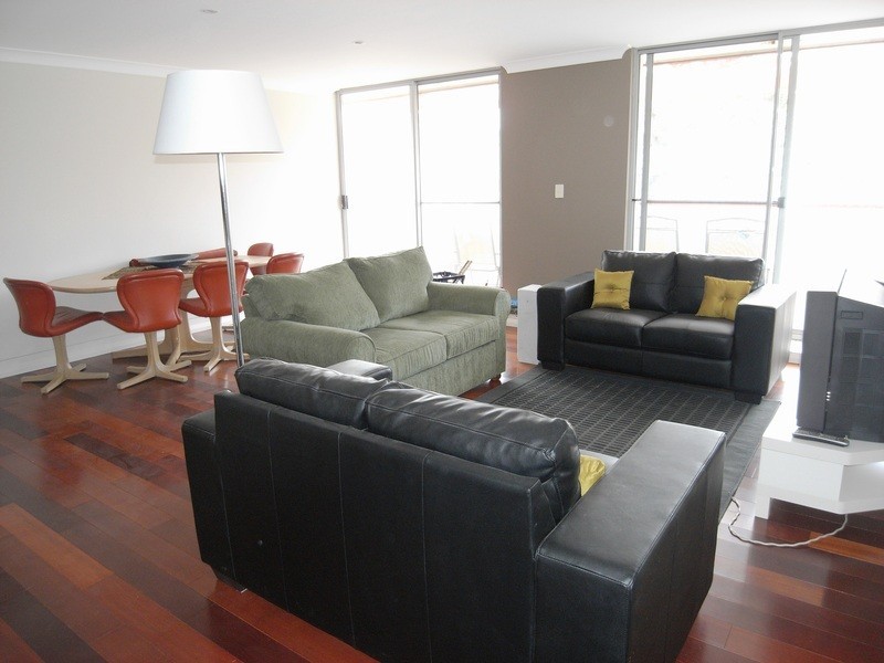 12/11 Pittwater Road, Manly NSW 2095