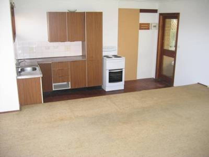 2/51 Coniston Street, Wheeler Heights NSW 2097