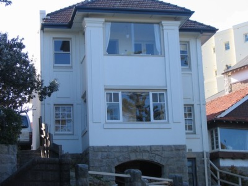 2/17 The Crescent, Manly NSW 2095