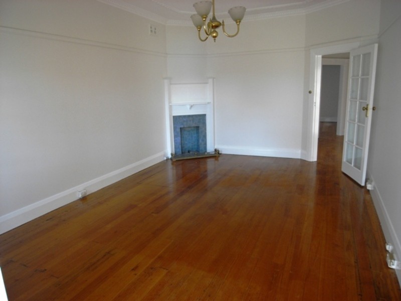 2/17 The Crescent, Manly NSW 2095