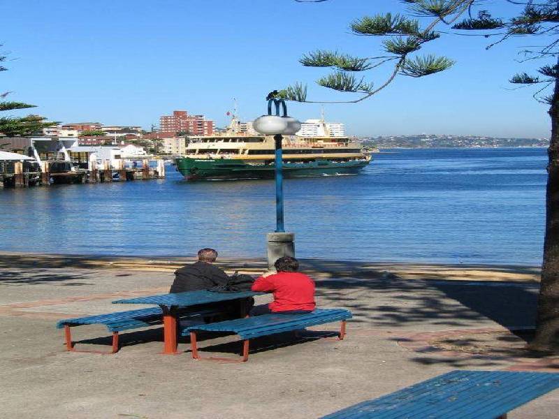 2/2 East Esplanade, Manly NSW 2095
