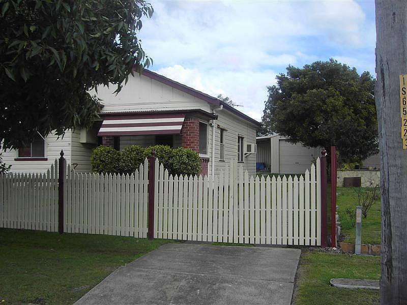 16 Northern Avenue, Tarro NSW 2322