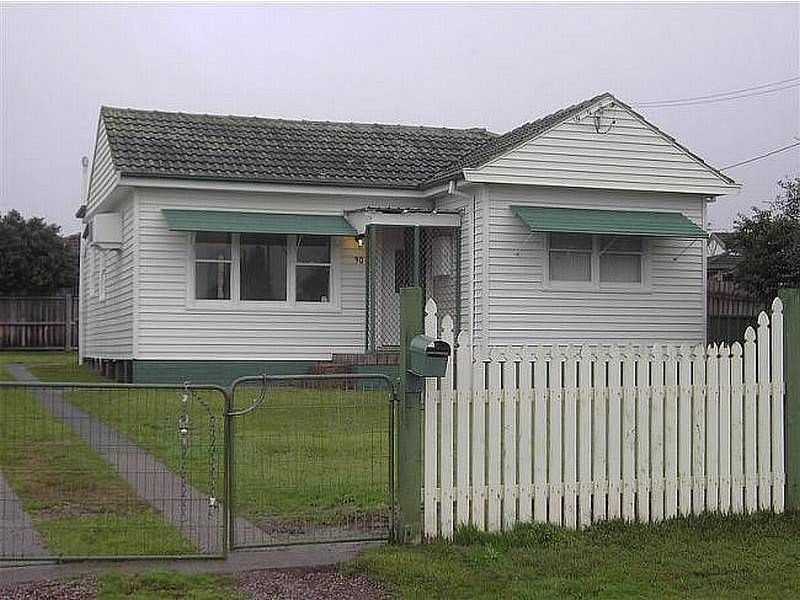 90 Anderson  Drive, Tarro NSW 2322