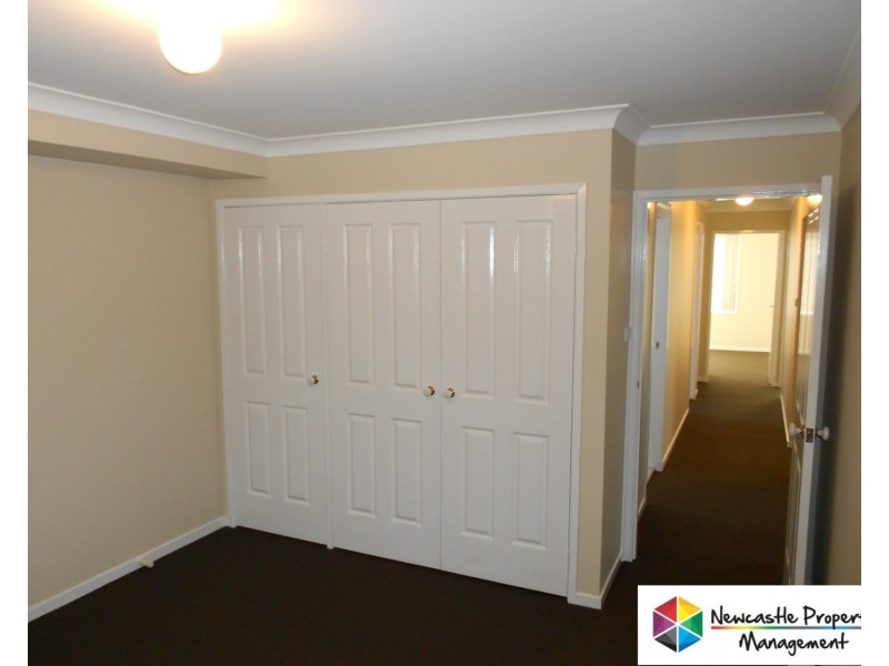 4 Jaeger Court, Cameron Park NSW 2285