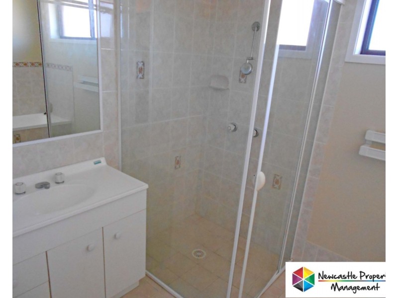 4 Jaeger Court, Cameron Park NSW 2285