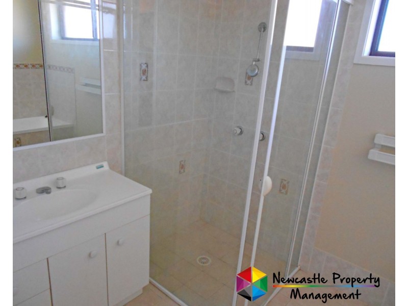 4 Jaeger Court, Cameron Park NSW 2285