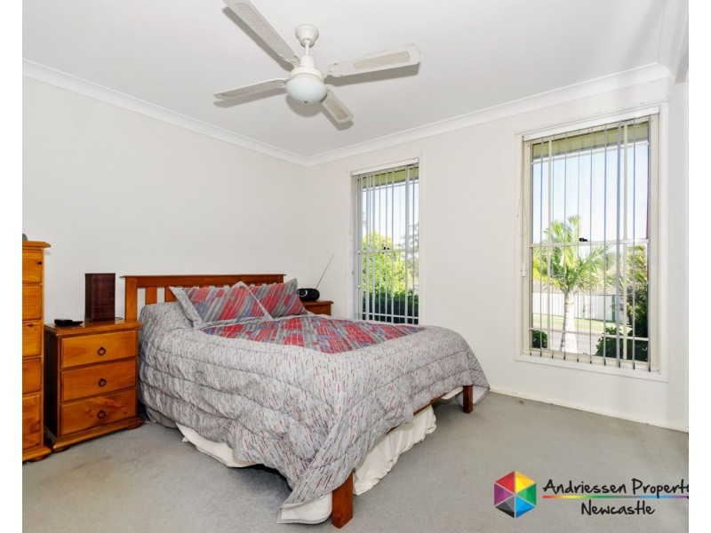 87 Hilldale Drive, Cameron Park NSW 2285