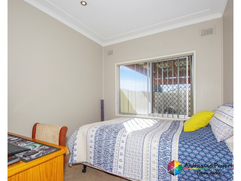 2 Macquarie Street, Boolaroo NSW 2284