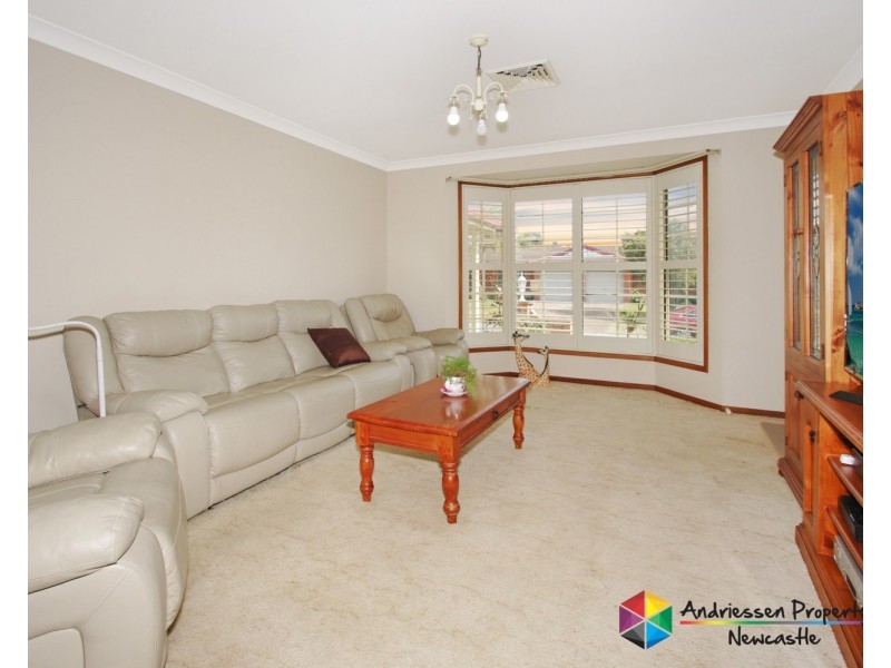 25 New York Avenue, Warners Bay NSW 2282