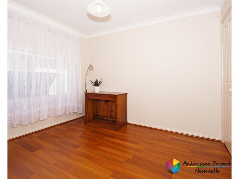 38 Flamingo Drive, Cameron Park NSW 2285