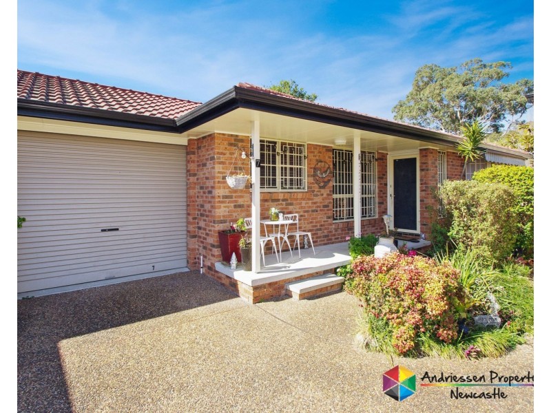 7/4 Delta Close, Eleebana NSW 2282