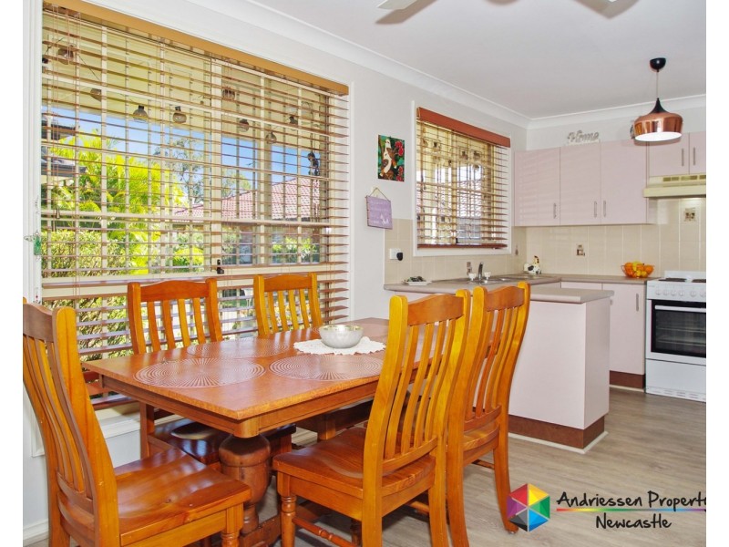 7/4 Delta Close, Eleebana NSW 2282