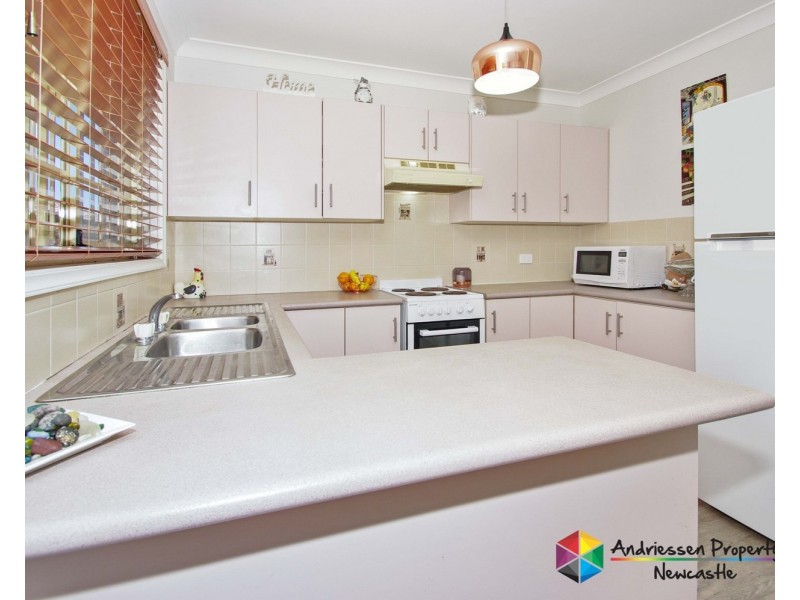 7/4 Delta Close, Eleebana NSW 2282